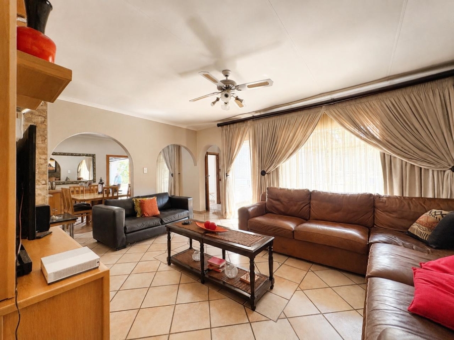 3 Bedroom Property for Sale in Wilkoppies North West
